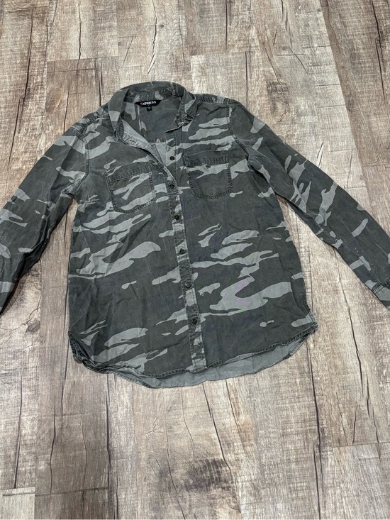 Express Tops - Express Camo Button-Up Shirt - Olive Green & Light Gray